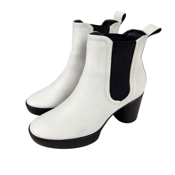 Ecco Shape Scuplted Motion 55 White Leather Chelsea Ankle Boots Women's Size 5.5 - Picture 1 of 16